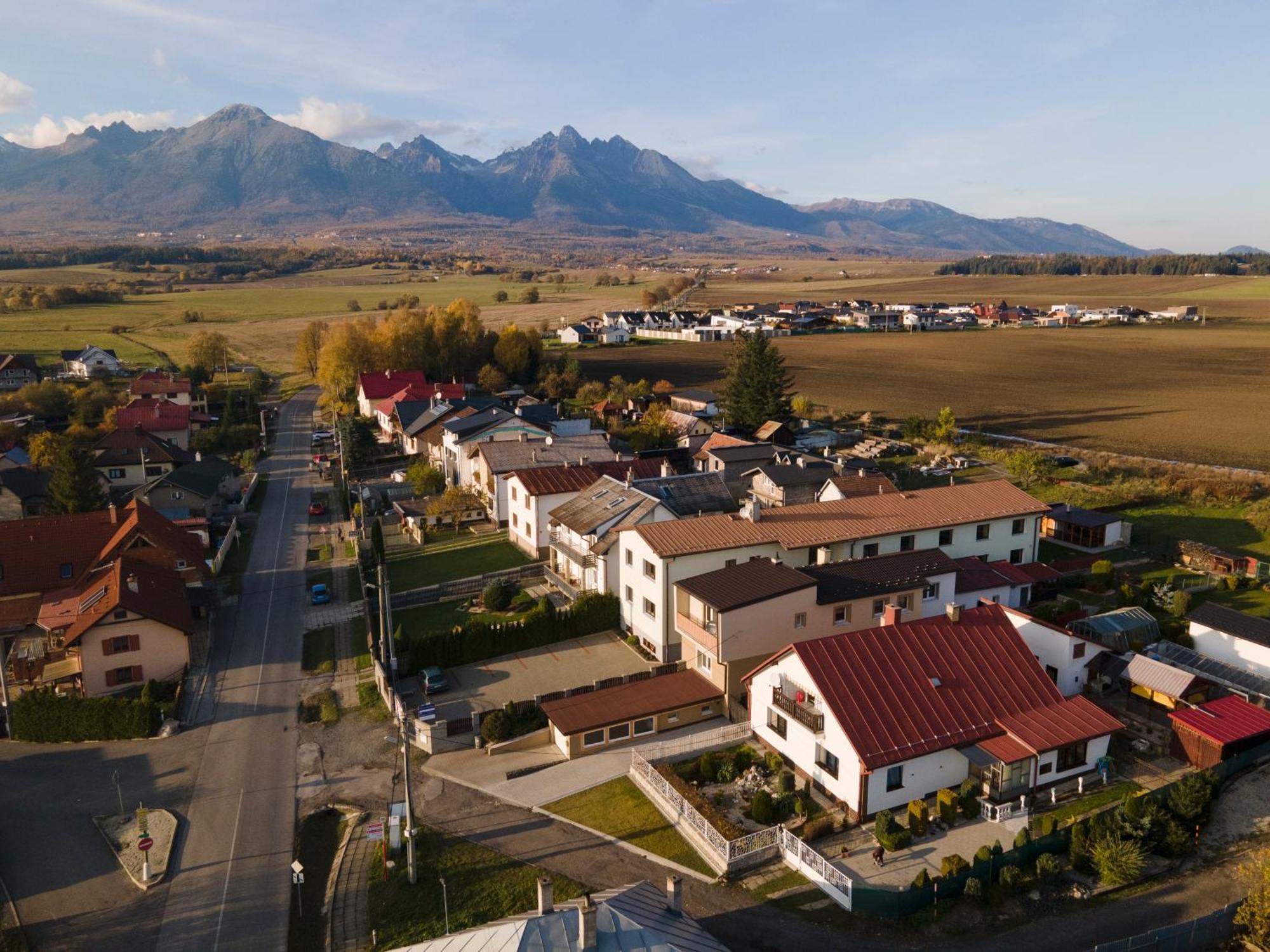 Veľký Slavkov Tatransky Dom Sk酒店 外观 照片